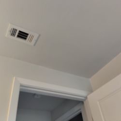 Superior Paint Masters - Reparación de un parche y pintura en general en bañó