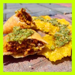 The Empanada Box - [AVENTURA BOX] Rice with gandules, beef, sweet plantain comes with tostones and our homemade Chimi churri sauce