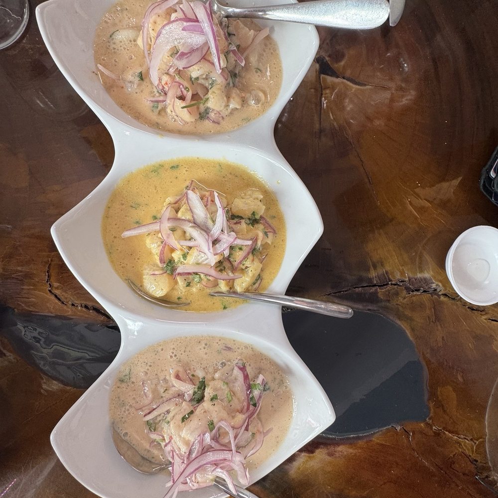 Ceviche mixto sampler Ceviche mixto sampler