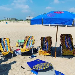Alpine & Rafetto Ortho - ARO towels spotted in Rehoboth Beach!