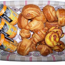 Petit Déj' Express - Présentation en Corbeille pour Entreprise