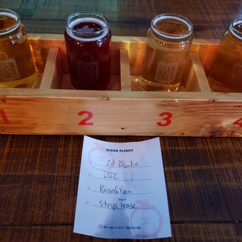 Diskin Cider - Lil' Blondie, BTC - Bourbon Tart Cherry, Resolution and Striptease - Cideries Near Me - Nashville, Tennessee