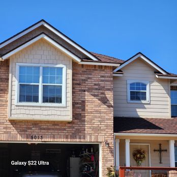 Hidalgo Roofing and Remodeling - a garage with a car in it - Roofing Near Me - Pharr, Texas