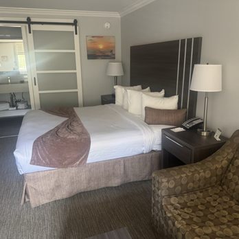 Palm Garden Hotel - Hotels Near Me - Thousand Oaks, California Palm Garden Hotel - Hotels Near Me - Thousand Oaks, California