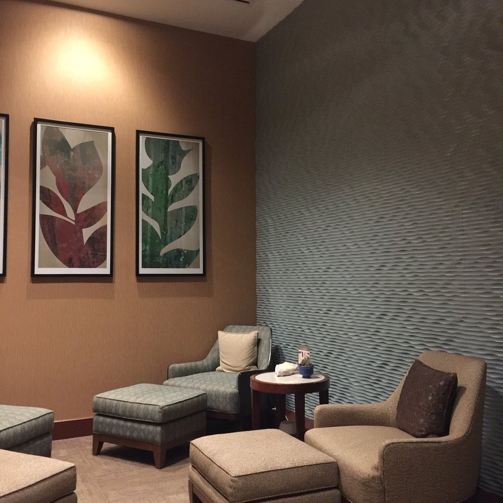 Fairmont Spa - Tired co-Ed relaxation lounge. It felt more like a local day spa than one at a major Wailea luxury resort. - Day Spas Near Me - Wailea, Hawaii