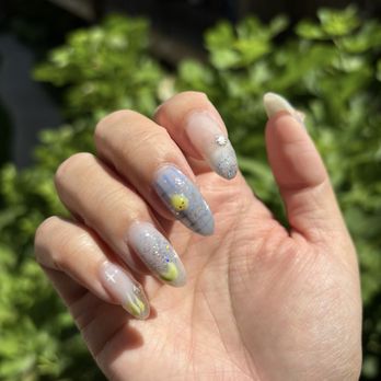 Chi Studio - Nail Salons Near Me - Los Angeles, California