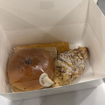 Tous les Jours - Bakeries Near Me - Honolulu, Hawaii Tous les Jours - Bakeries Near Me - Honolulu, Hawaii