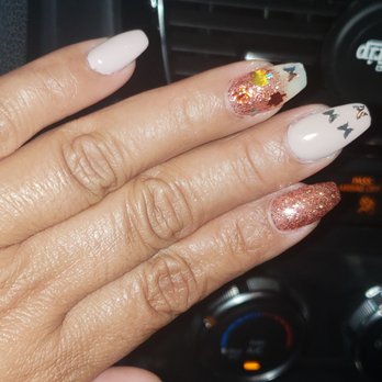 Crystal Nails Spa - Love this new place! Everyone is nice, they dont rush and they make sure they do a good job! - Nail Salons Near Me - Livermore, California