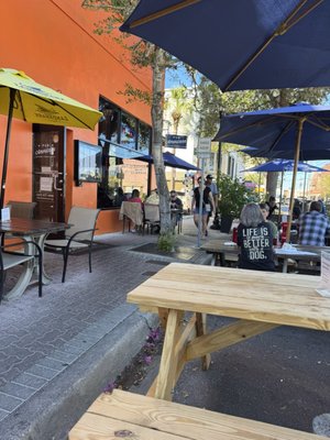 Pub Americana by null