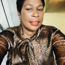 Beryl McKenzie Johnson - At Beryl Johnson school of fashion and design,you can learn to make your own clothes!