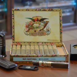 Total Tobacco & More - Premium cigars, tobacco pipes, hookahs, water pipes, glass pipes, e-cigarettes, e-liquids, pipe tobaccos, tobacco for hookah,...