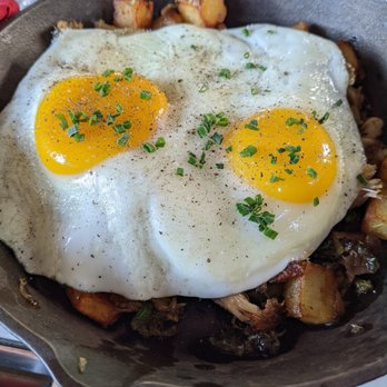 Cafe Robey - Duck hash - Breakfast & Brunch Near Me - Chicago, Illinois Cafe Robey - Duck hash - Breakfast & Brunch Near Me - Chicago, Illinois