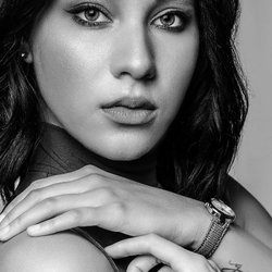 RJ Photography - Portraits/headshots