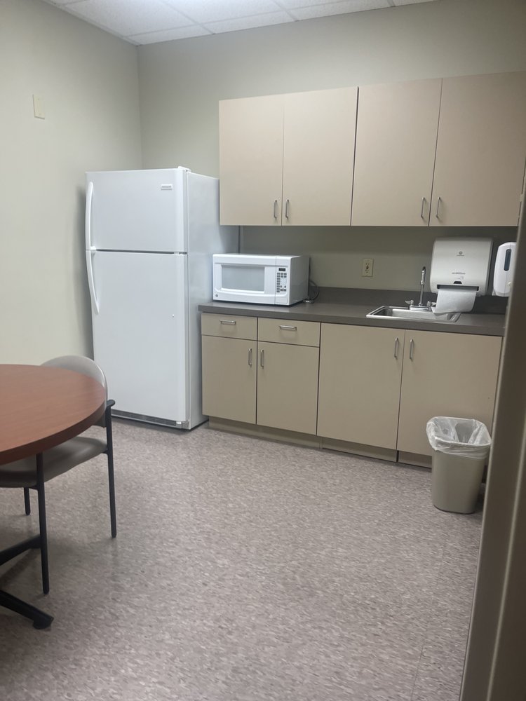 CLEAN QUEEN CLEANING COMPANY Updated July 2024 10 Photos