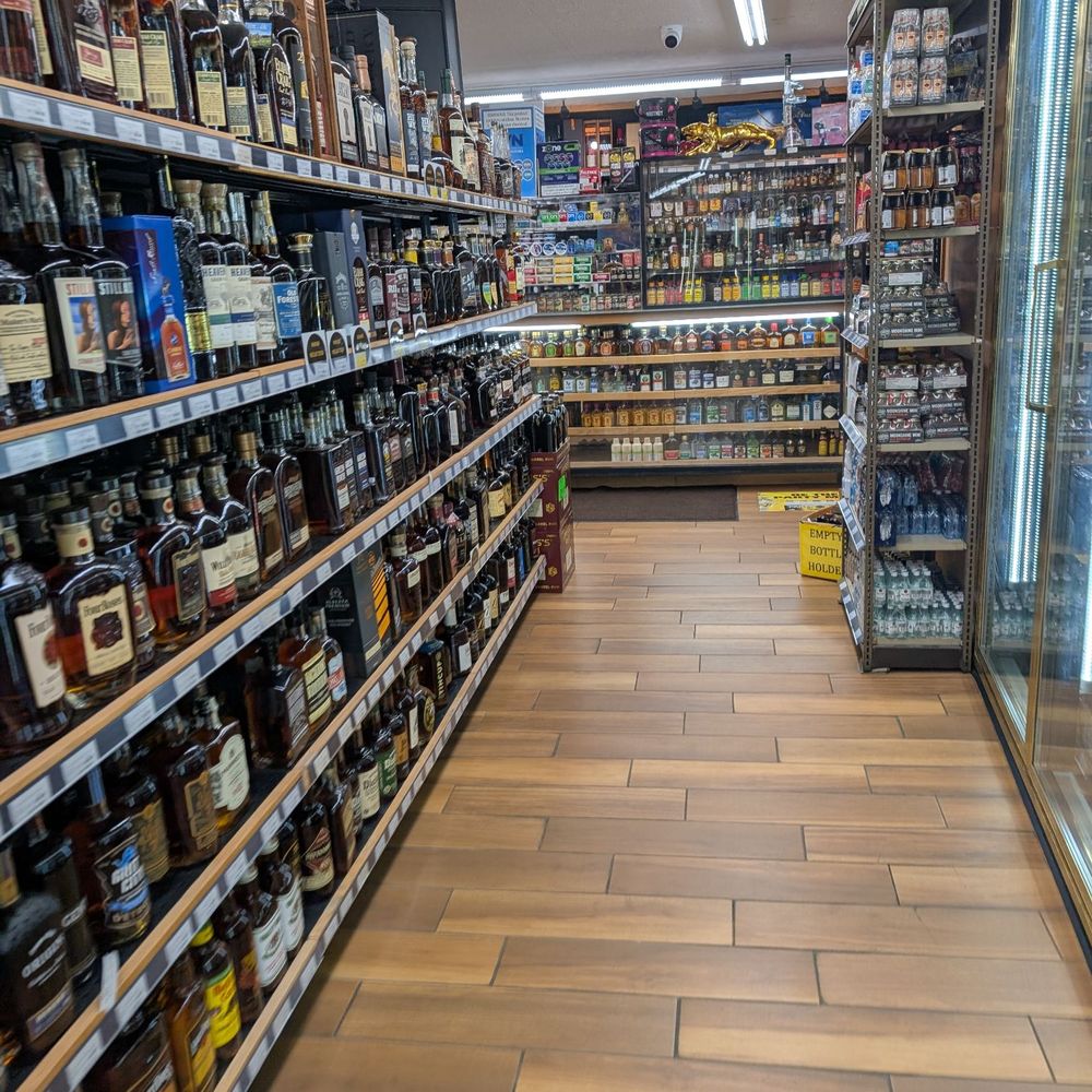 Cedar Rock General Store - Party Supplies Near Me - Rockford, Michigan