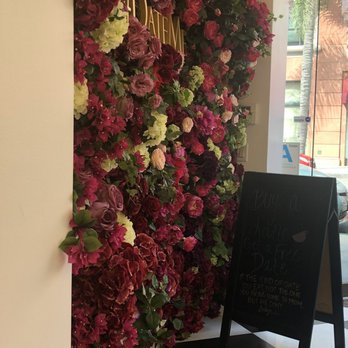 Cafe Sheera - Flower wall! - Cafes Near Me - Beverly Hills, California