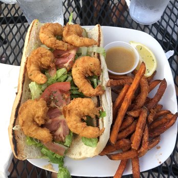 HogsHead Cafe - Fried Shrimp po boy and sweet potato fries - Barbeque Near Me - Richmond, Virginia