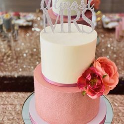 Taylor'd Flair - Bridal shower cake