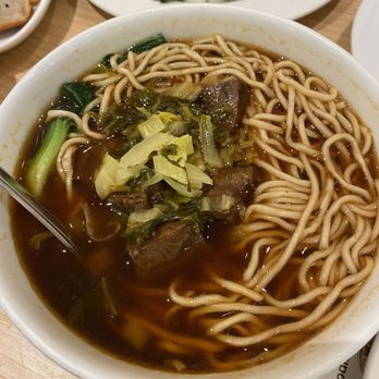 Shanghai time - Beef Stew Noodle Soup(N) (N) - Shanghainese Near Me - New York, New York Shanghai time - Beef Stew Noodle Soup(N) (N) - Shanghainese Near Me - New York, New York