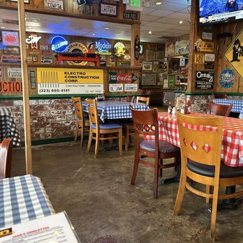 Jake's Roadhouse - Barbeque Near Me - Monrovia, California