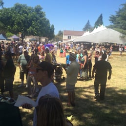 Very large crowd this year (2015). Great live music, but expensive $14 pear pies and $5 fire grilled corn, even State Fair was cheaper at $4 Very large crowd this year (2015). Great live music, but expensive $14 pear pies and $5 fire grilled corn, even State Fair was cheaper at $4