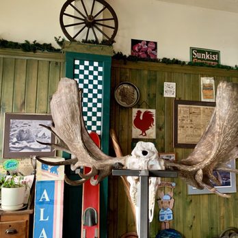 Soapy Smith's Pioneer Restaurant - Memorabilia and interesting decor all around - Burgers Near Me - Fairbanks, Alaska