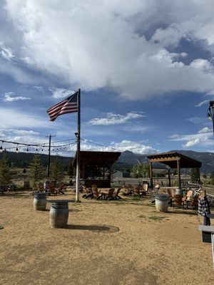 Riverhouse BBQ & Events by null