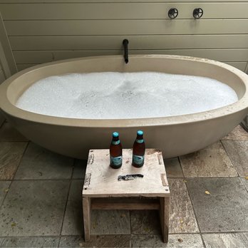Carmel Valley Ranch - Stone bathtub on balcony - Hotels Near Me - Carmel, California Carmel Valley Ranch - Stone bathtub on balcony - Hotels Near Me - Carmel, California