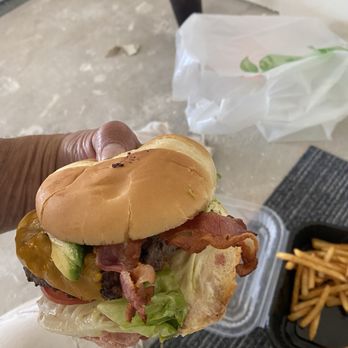 Papapavlo's - Juicy - New American Near Me - Lodi, California Papapavlo's - Juicy - New American Near Me - Lodi, California