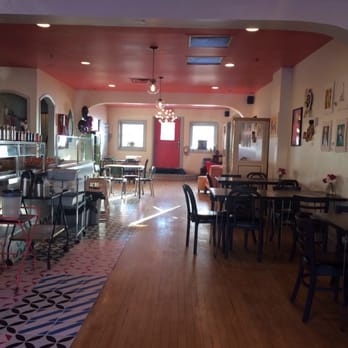 Glam Doll Donuts - Donuts Near Me - Minneapolis, Minnesota