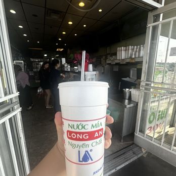 Hot Vit Lon Long An - Coffee & Tea Near Me - Westminster, California Hot Vit Lon Long An - Coffee & Tea Near Me - Westminster, California