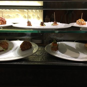 Sagardi Castellana - Partial view of the available tapas - Basque Near Me - Madrid, M Sagardi Castellana - Partial view of the available tapas - Basque Near Me - Madrid, M