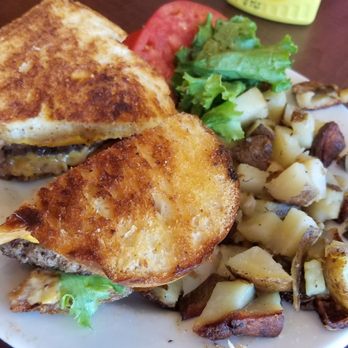 Grumpy's Cafe - Cheeseburger & homefries... - Breakfast & Brunch Near Me - Cleveland, Ohio