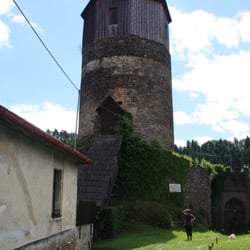 Zámek Rataje nad Sázavou - hrad Pirkštejn