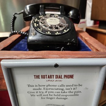 Freakybuttrue Peculiarium - Museums Near Me - Portland, Oregon