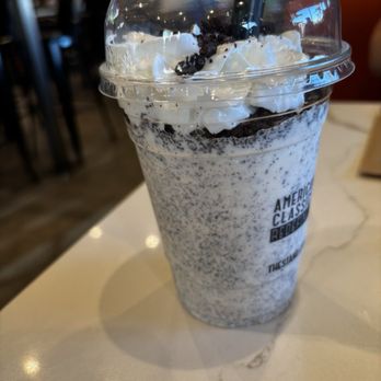 The Stand - American Classics Redefined - Cookies N' Cream Shake - New American Near Me - Santee, California