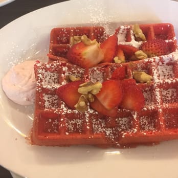 Chicago Waffles - Red Velvet Waffles w/ fresh strawberries. - Breakfast & Brunch Near Me - Chicago, Illinois Chicago Waffles - Red Velvet Waffles w/ fresh strawberries. - Breakfast & Brunch Near Me - Chicago, Illinois