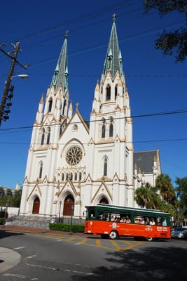 Old Town Trolley Tours of Savannah by null