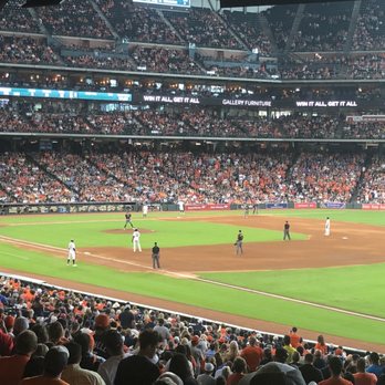 Daikin Park - Intense - Stadiums & Arenas Near Me - Houston, Texas