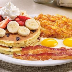 Denny's Restaurant Fort St. John - Banana pancake