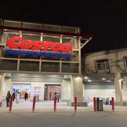 Exterior photo of Costco - Burnaby, British Columbia Exterior photo of Costco - Burnaby, British Columbia