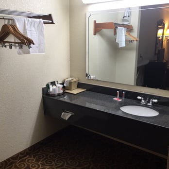 Econo Lodge - Plenty of hangers & coffee supplies for the first cup before going to the breakfast room. - Hotels Near Me - Childress, Texas