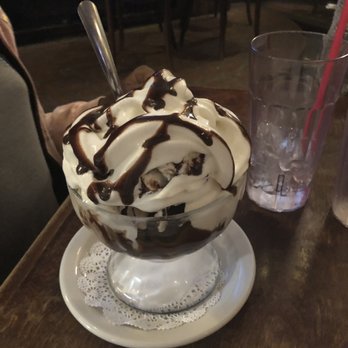 The Mont - Brownie Sundae - Bars Near Me - Norman, Oklahoma The Mont - Brownie Sundae - Bars Near Me - Norman, Oklahoma