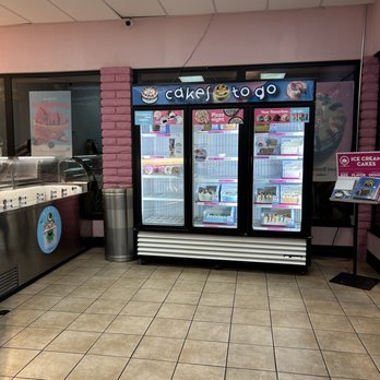 Baskin-Robbins - Inside - Ice Cream & Frozen Yogurt Near Me - Costa Mesa, California Baskin-Robbins - Inside - Ice Cream & Frozen Yogurt Near Me - Costa Mesa, California