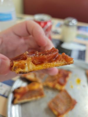 Rubinos Pizza by null