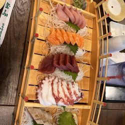 AYCE Sushi SCM - Sashimi bridge !!