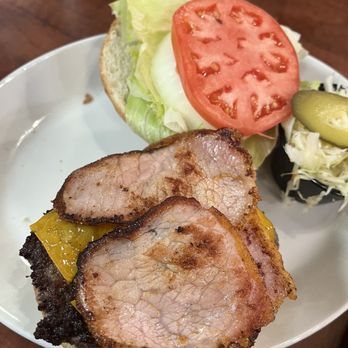 Paddington's Pump - Breakfast & Brunch Near Me - Toronto, Ontario