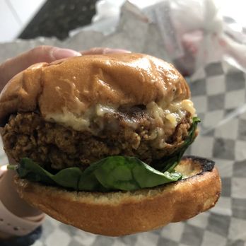 My+Mamas+Vegan - My Mamas Vegan Chicken Sandwich - Barbeque Near Me - Baltimore, Maryland My+Mamas+Vegan - My Mamas Vegan Chicken Sandwich - Barbeque Near Me - Baltimore, Maryland