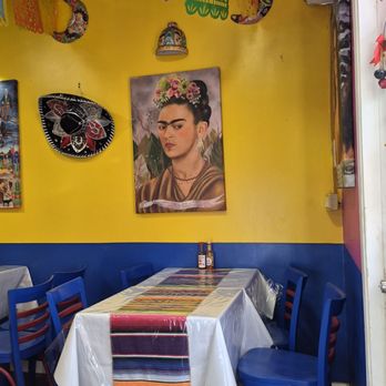 Frida Taqueria - Inside - Tacos Near Me - Waipahu, Hawaii