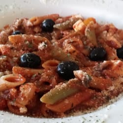 Kåbo restaurang och pizzeria - Vegetarisk pasta (ok smak, enorm portion)